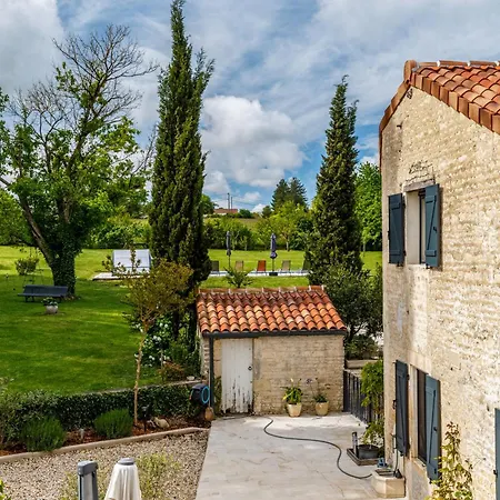 Pensjonat Au Clos Des Dely - D Hotes 