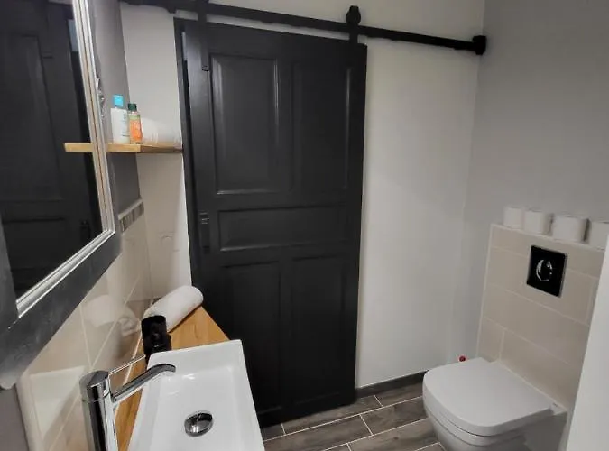 Pensión Au Clos Des Dély - D Hôtes Référence Climatisée 3*