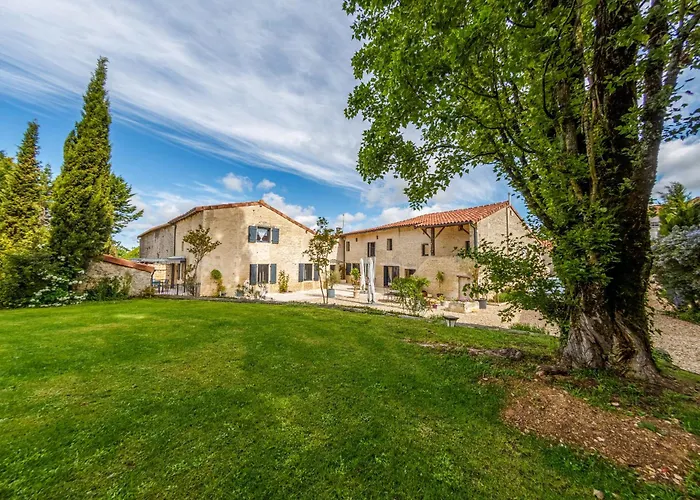 Pensión Au Clos Des Dély - D Hôtes Référence Climatisée 3*